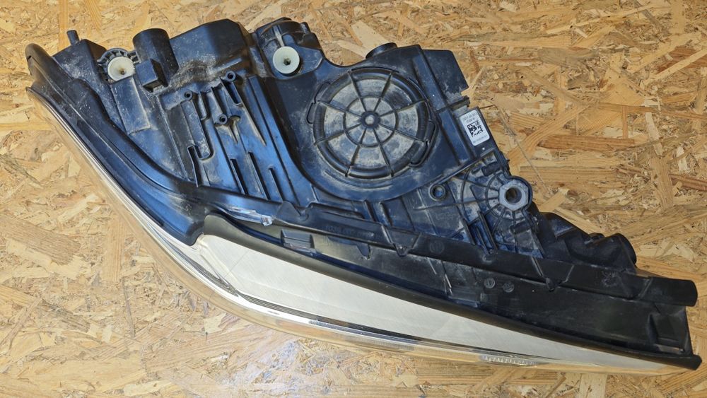 Десен фар за БМВ 540 BMW 540 G30 G 31 Adaptive Full LED