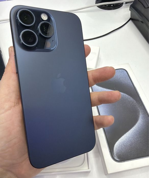 iPhone 15 PRO MAX cu 96 % Bateria