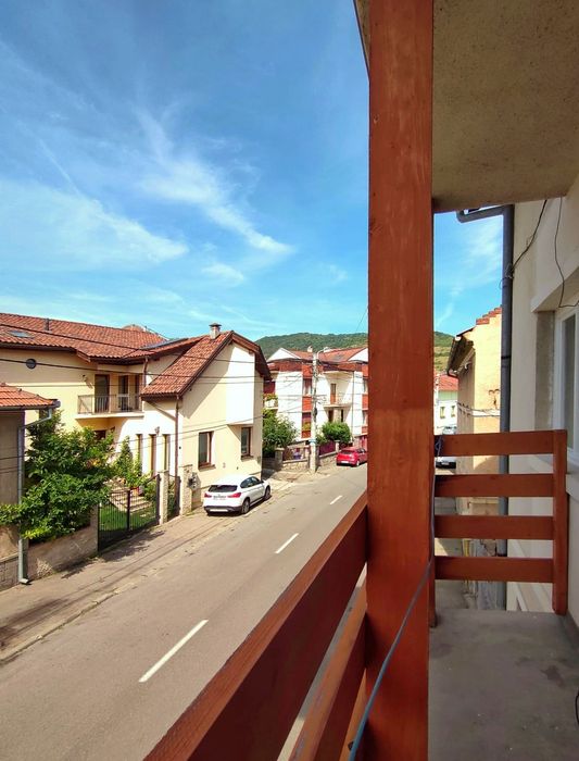 Proprietar Inchiriez Casa Semicentral Ideal Echipe