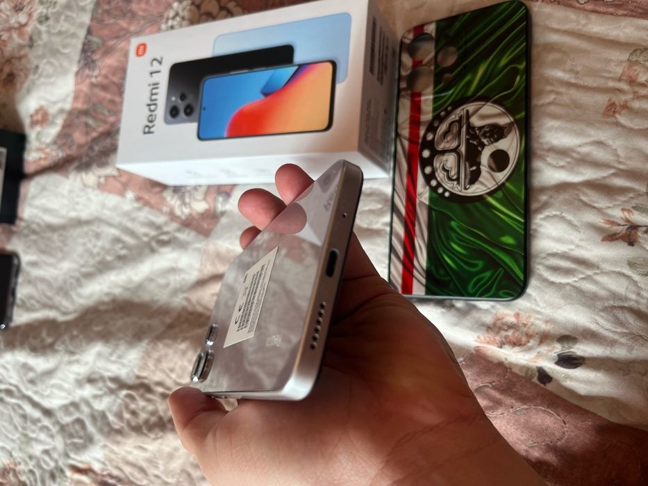 Редми 12 8/256гб