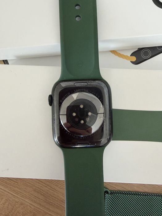 Apple watch 7 45mm зеленым цвете