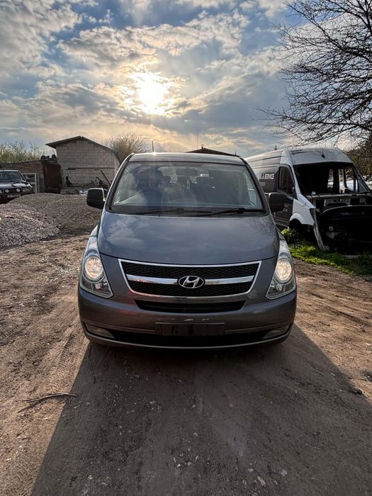 Hyundai H1 2.5CRDI 7+1