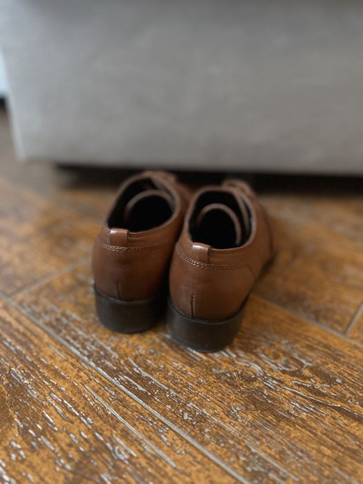 Pantofi din piele marime 36