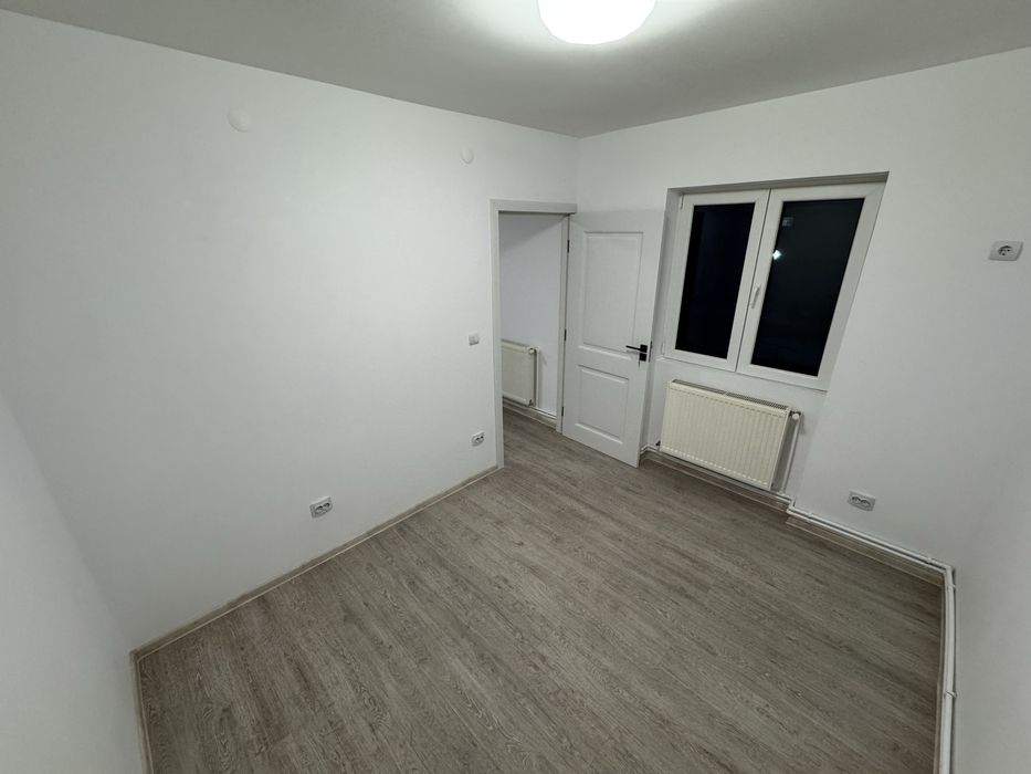 Apartament 3 camere + garaj si beci