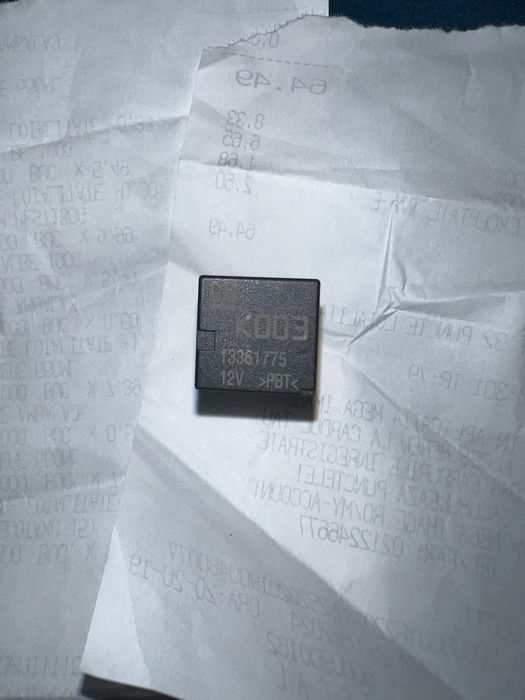 Releu pompa benzina cod 13361775 K003