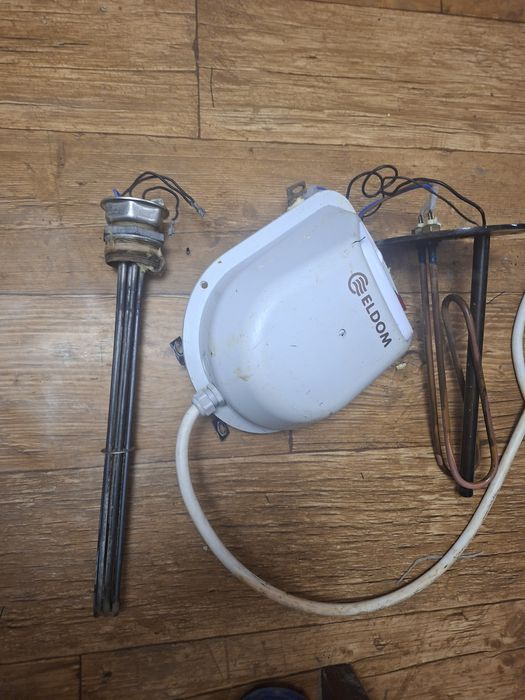 Vand 2 rezistente boiler 200 l+