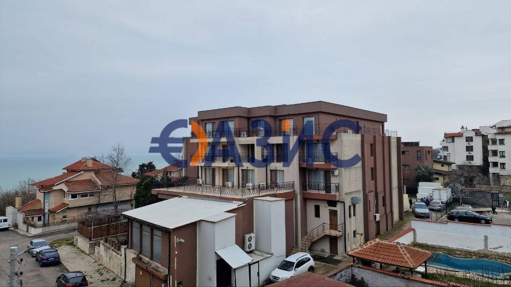 Продава се Двустаен апартамент в Бургас, Сарафово - 56 кв.м за 1786 €/кв.м - Снимка #13