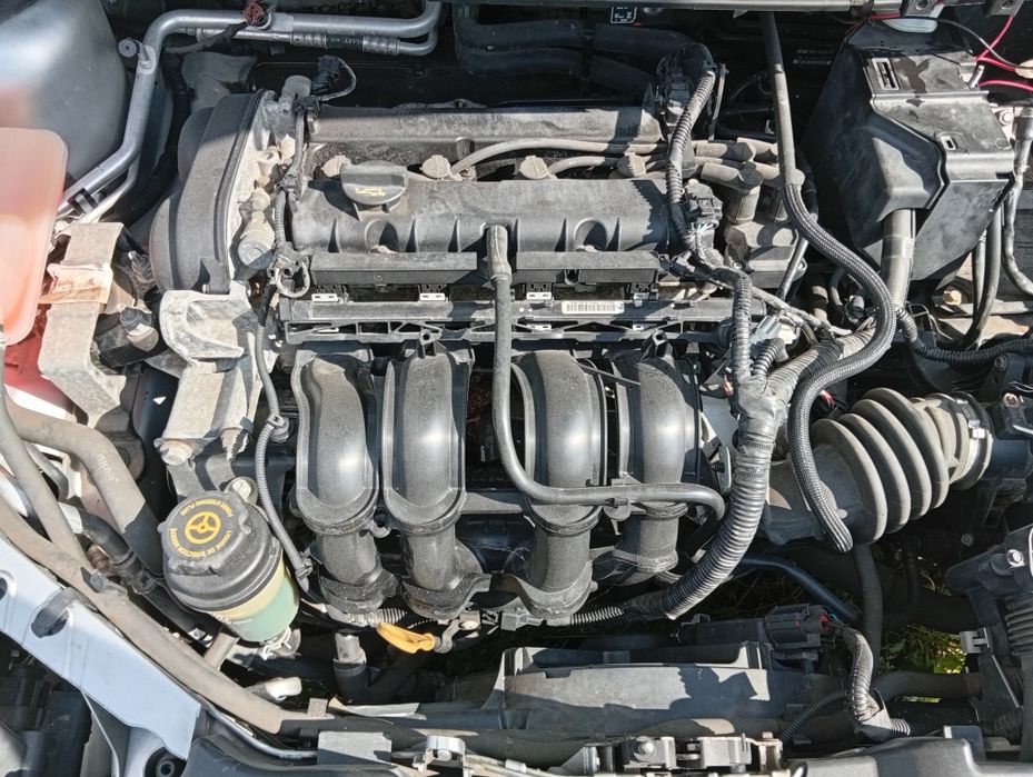 Dezmembrez Ford focus 2 facelift Anul2009 1.6 16V