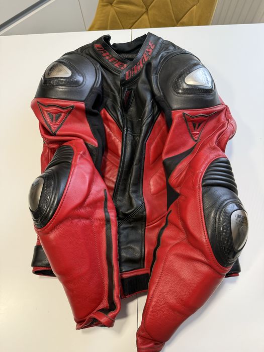 Costum/Combinezon moto piele Dainese