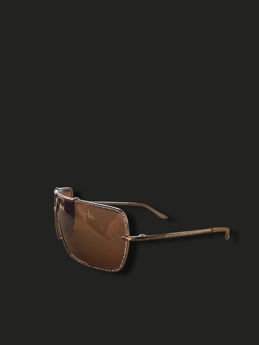 Луксозни слънчеви очила VALENTINO – златен дизайн с камъни – UV защита