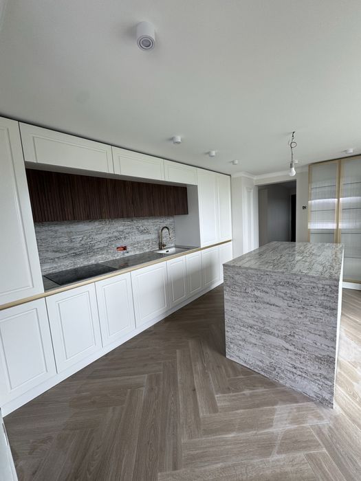 Vand sau inchiriez Casa Noua cu Panorama deosebita la 1.7km de centru