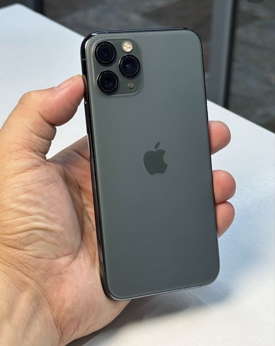 Продам айфон 11 про