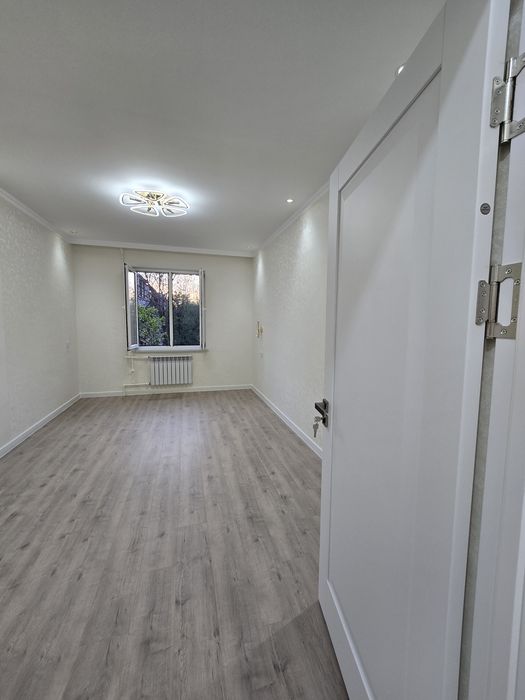 Продаётся 3х комнатная квартира Феруза, Эко базар