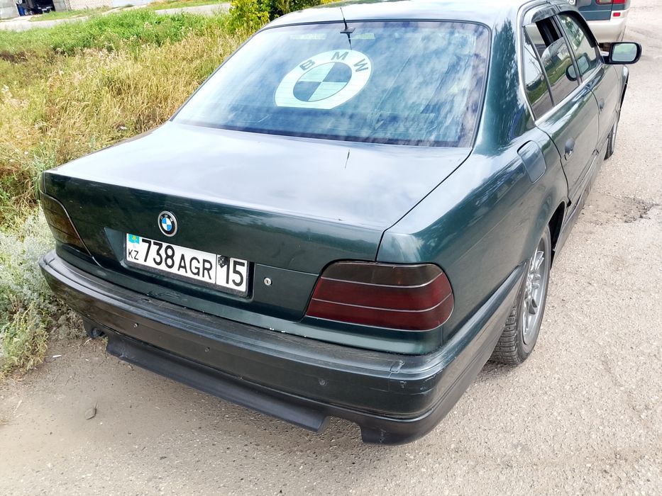 продам БМВ е38 на ходу