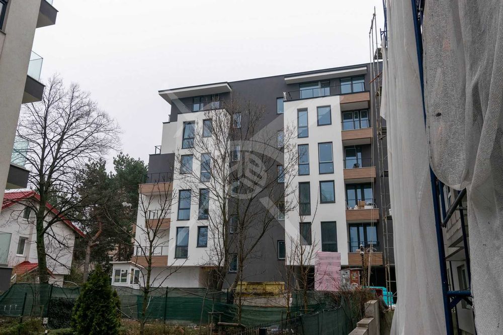 Продава се Тристаен апартамент в София, Кръстова вада - 118 кв.м за 1478 €/кв.м - Снимка #15