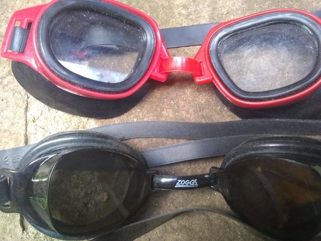 Водни очила