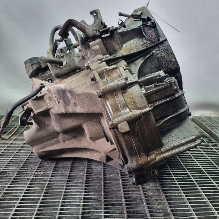 Cutie de viteze Nissan Qashqai Facelift 1.6 Dci 2010 - 2013 130CP Manuala 6 Trepte R9M ...