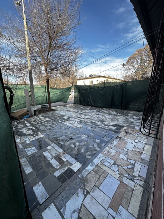 Яшнабод тумани 2 хонали квартира сотилади