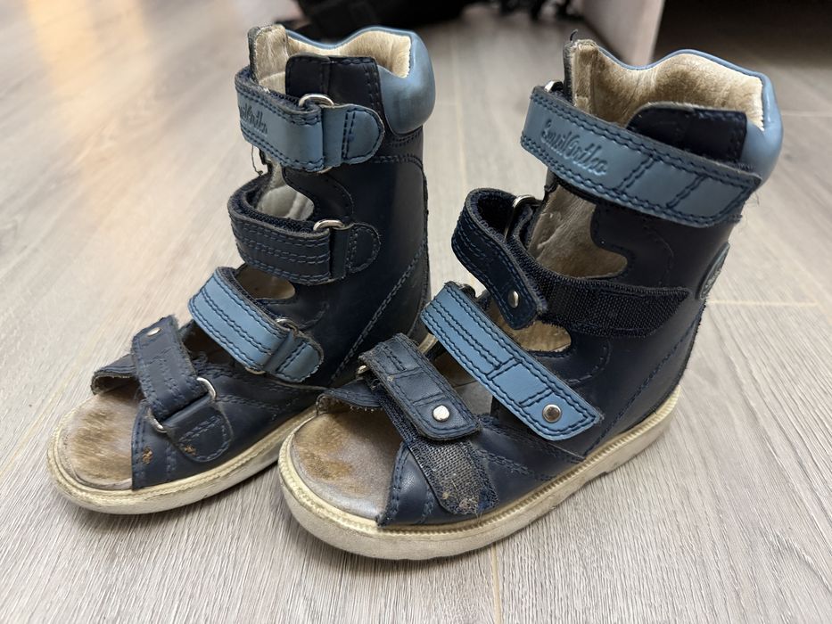 Ортопедический обувь