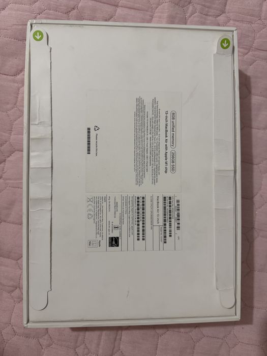 Apple Macbook Air 13 M1 8/256 Gold noutbuki sotiladi