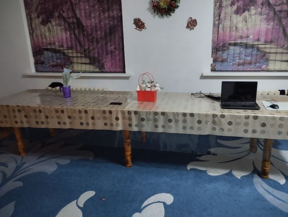 Продам стол недорого