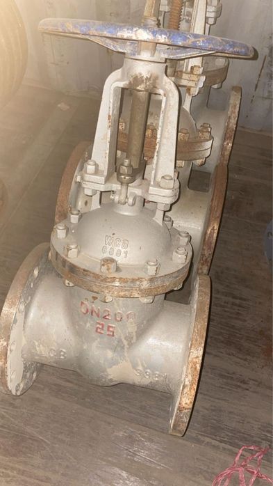 Продам задвижки есть разные размеры