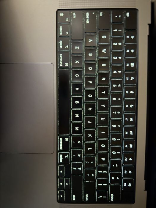 MacBook Pro 14" M1 Pro 16GB 1TB Гаранция