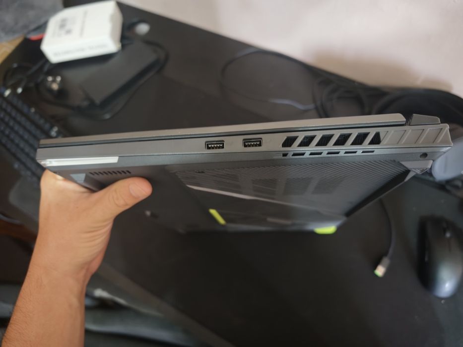 ASUS ROG Strix G18/AMD Ryzen 9 9955HX/NVidia RTX 5070 8GB/16GB RAM/1TB SSD/18' 2560x1600 240hz IPS