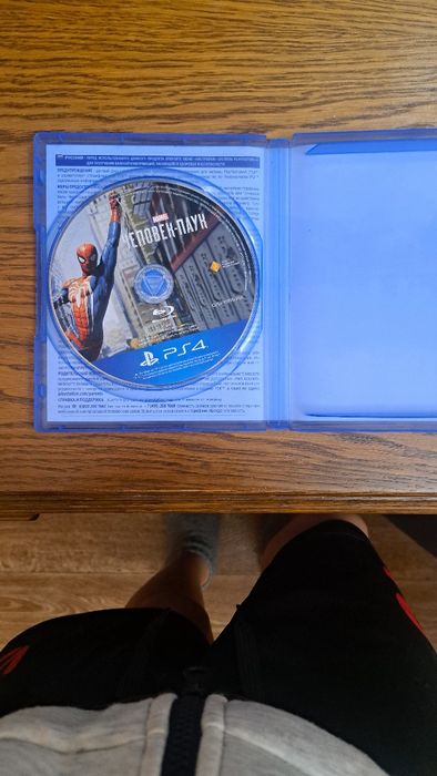 Диск на ps4 человек паук