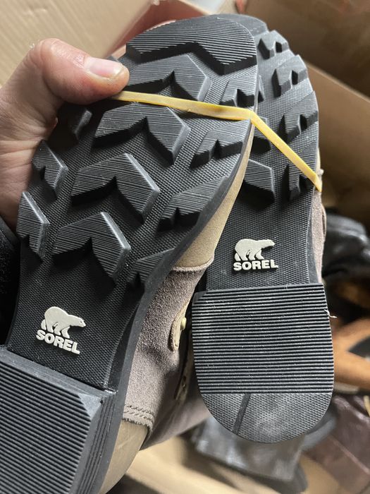 МИКС кашон НОВИ боти и ботуши на познати марки