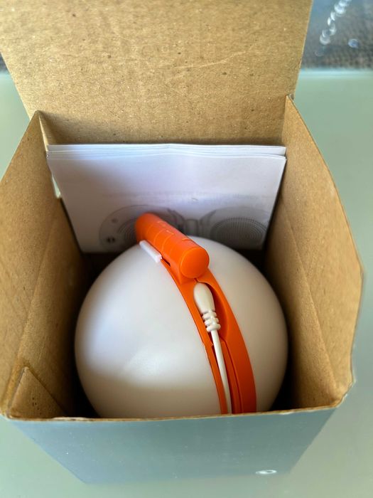 Продавам безжична IP камера бебефон WIFI с подарък колонки говорител