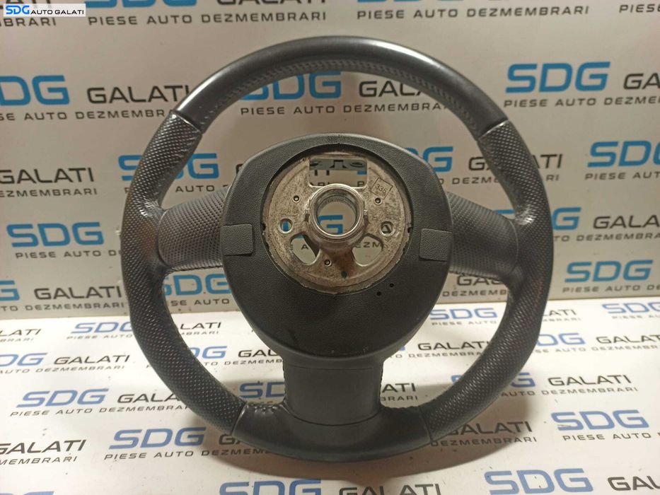 Volan Piele Perforata 3 Spite Fara Comenzi FARA Airbag Audi A4 B8 2008 - 2012 [L0782]