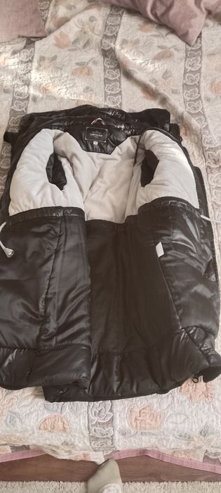 Продам пуховик на девочку