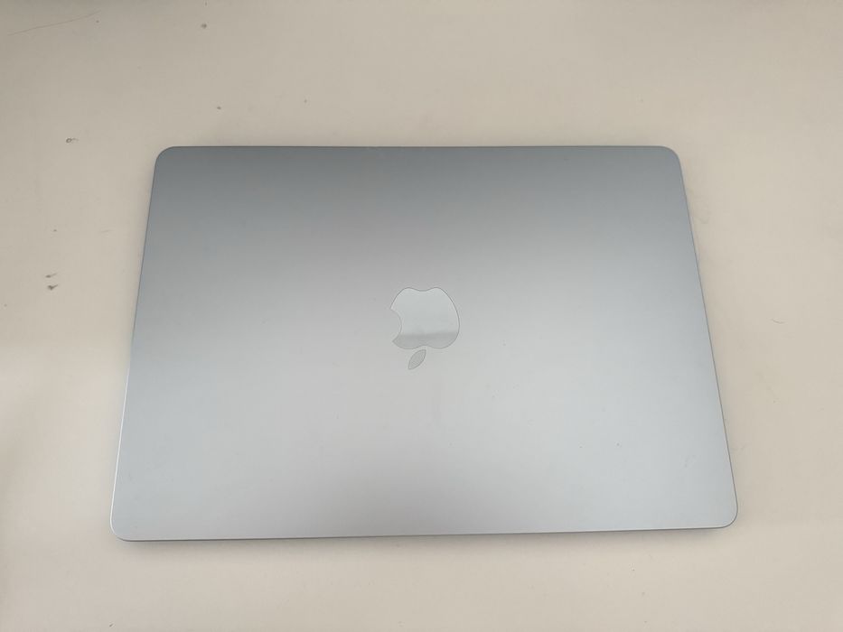 MacBook Air M5 24/512
