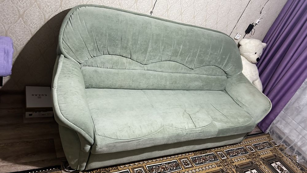 Продам диван раздвижной