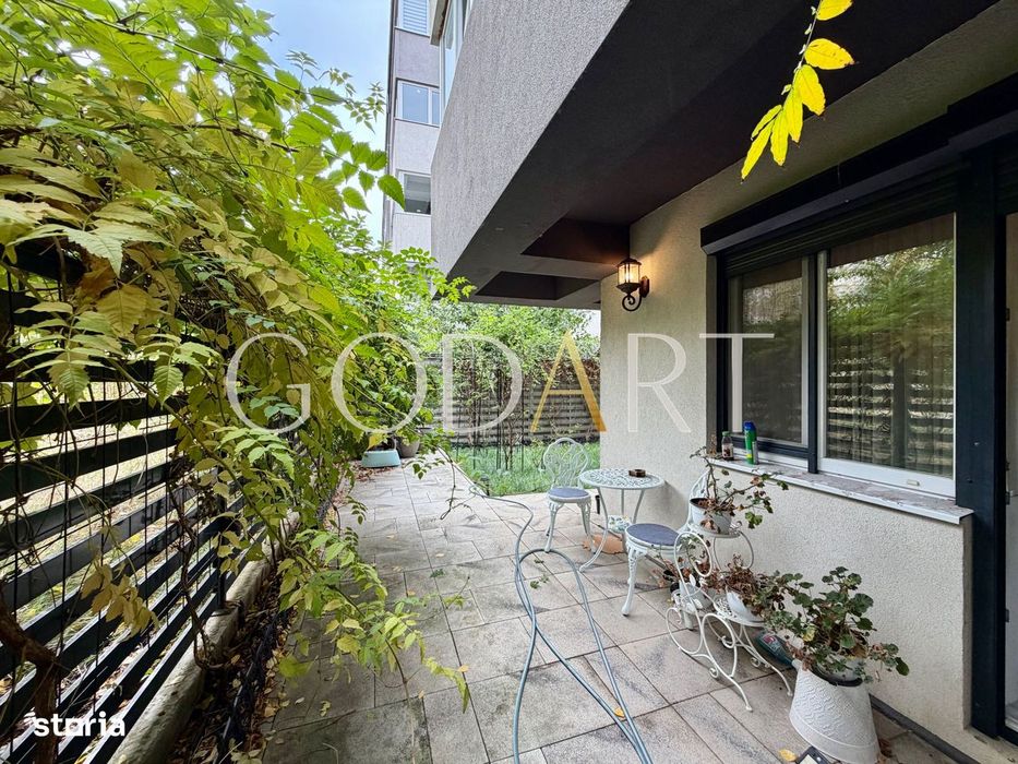 Apartament 3 camere | Curte | Mobilat Utilat LUX | Parcare