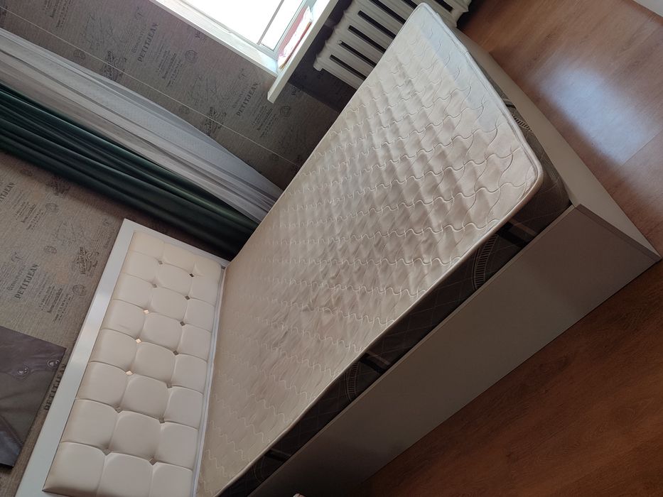 Спальный кровати.