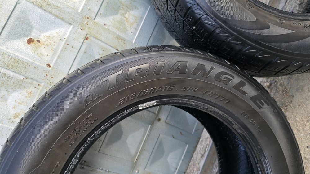 Зимние шины 215/60/16