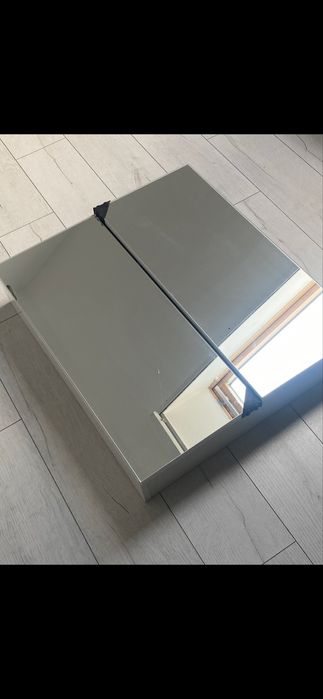 Dulap baie cu oglindă și lampă LED, soft-close, stare ca nouă – 650 lei