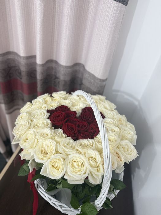 Цветы розы 65 роз