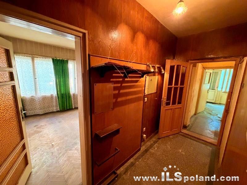 Продава се Тристаен апартамент в Варна, Център - 99 кв.м за 3829 €/кв.м - Снимка #1