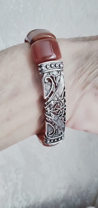 Сердолик камень с серебряной приставкой