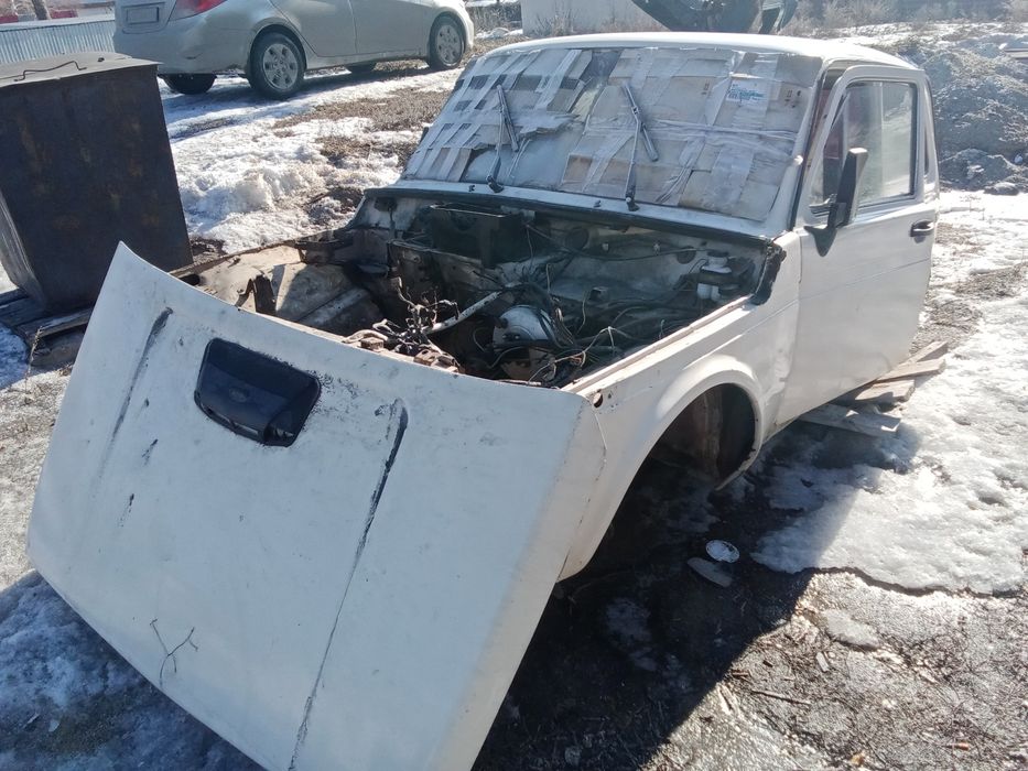 Продам запчасти на Ниву