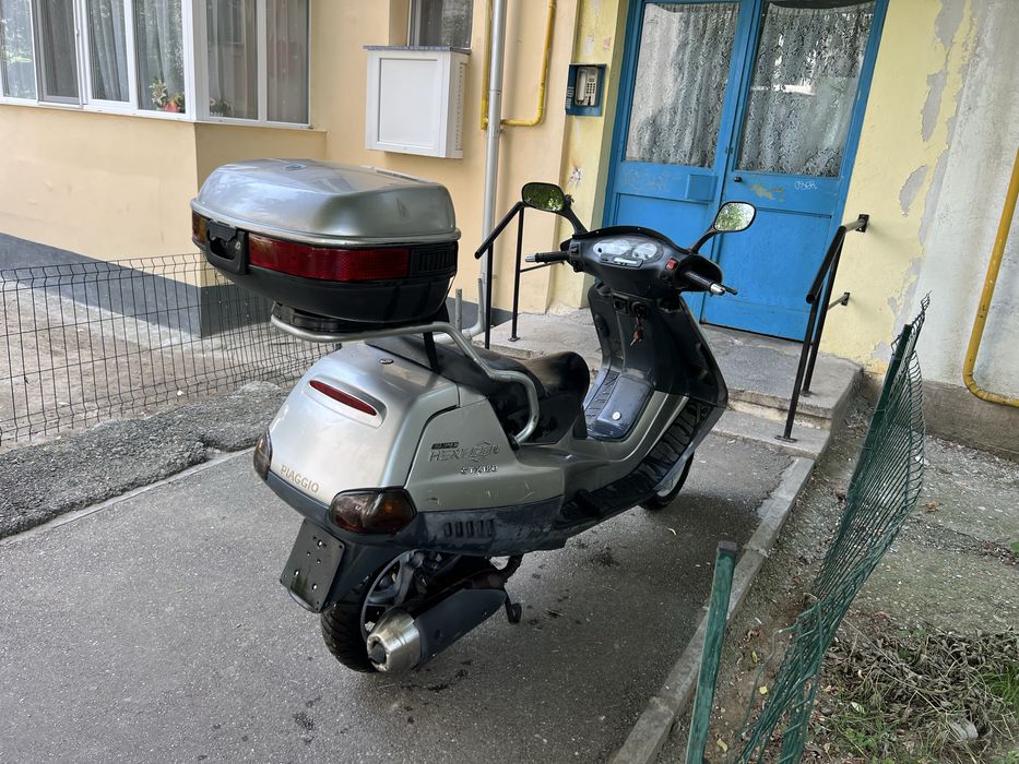 Piaggio Hexagon 180 4T