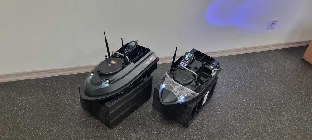 Най-нов модел лодка за захранка Flytec V066 GPS Dual Hopper