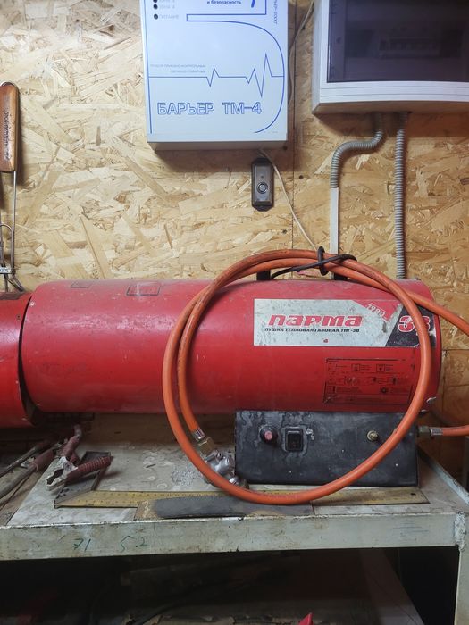 Газовая пушка с газовым балоном