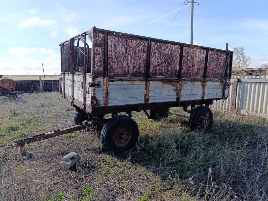 Продам прицеп ПТС 4