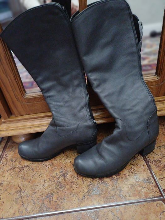 Cizme piele damă,  marimea 38