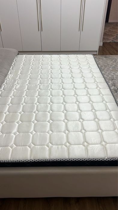 Срочно продам матрас