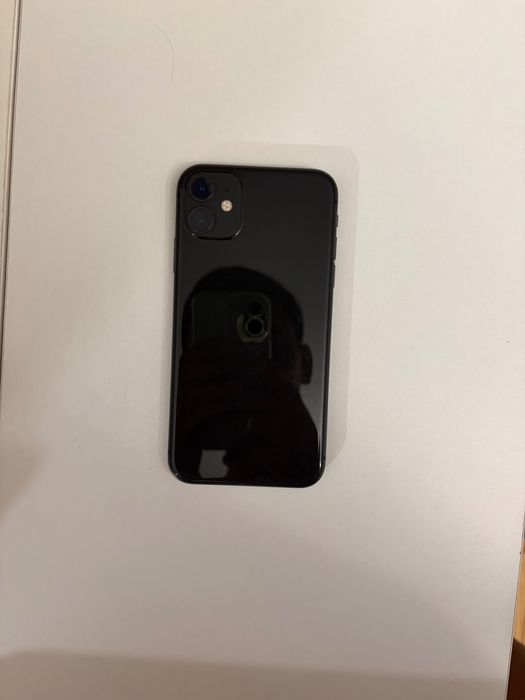 Iphone 11 (128 гб) в отличном состоянии
